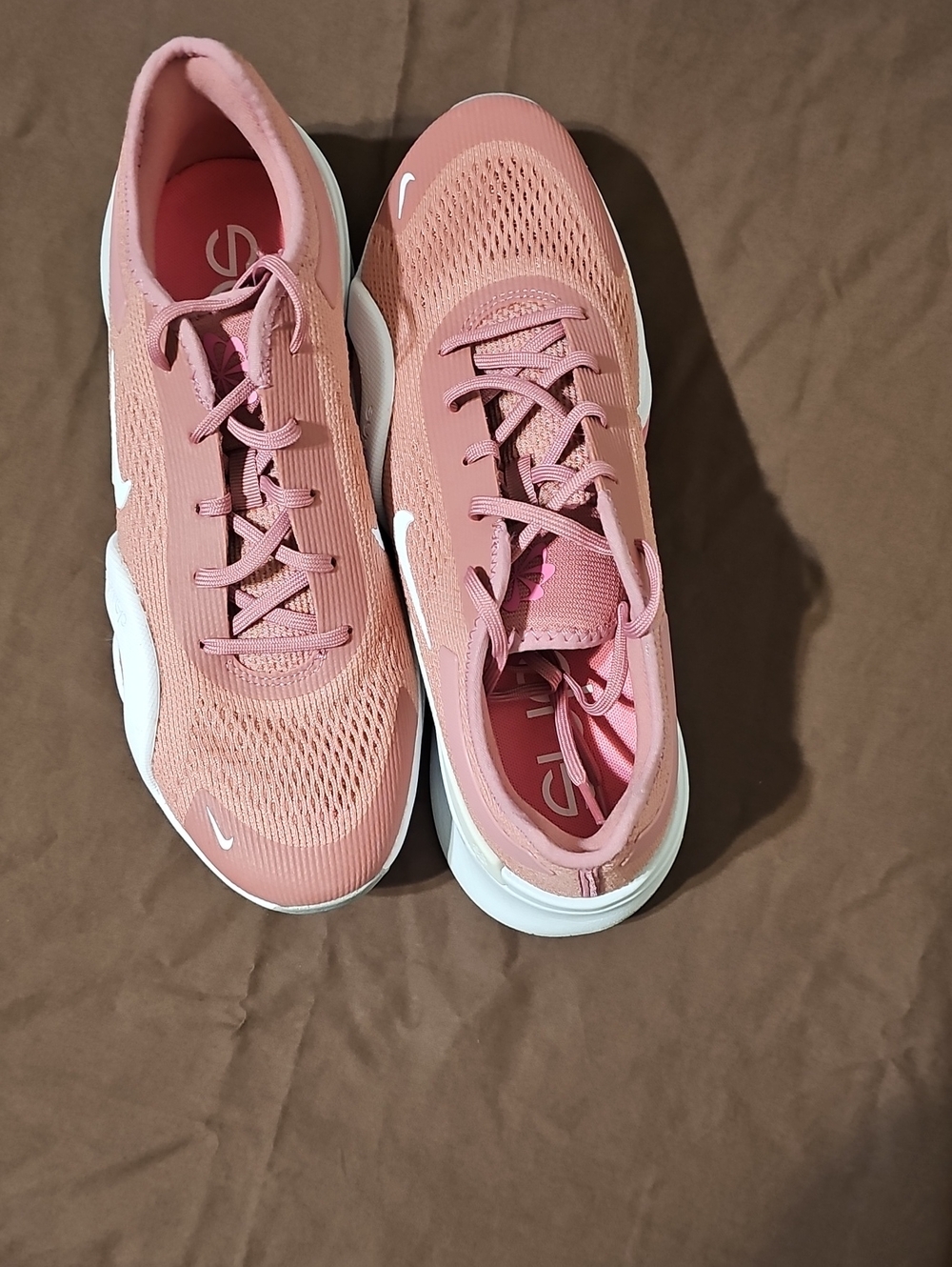 Nike Women’s Pink Mesh Athletic Sneakers